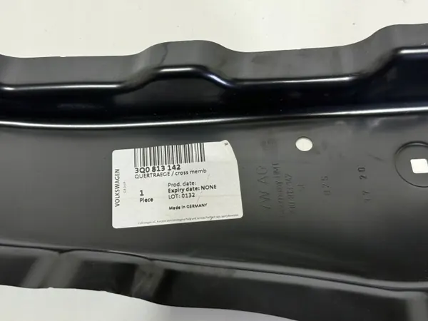OEM 3Q0813142 VW Viga Transversal Passat B8 image 7
