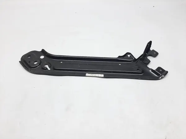 OEM 575821168 etulokasuoimen kiinnike Seat Ateca image 2
