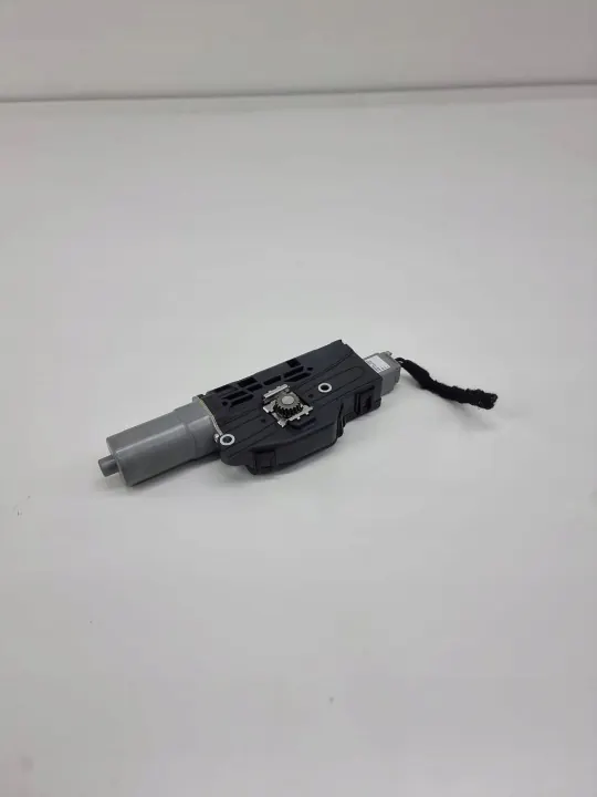 Moteur de toit ouvrant OEM M8E253808AB pour Range Rover Sport image 2