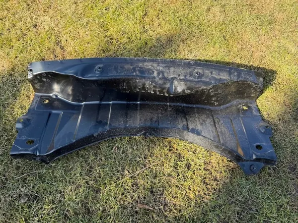 Tesla Model Y Takaosa Vahvistus OEM 148774600 image 3