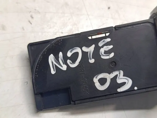 Luftmassenmesser Nissan Note II E12 image 4