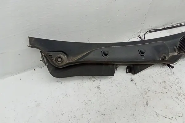 Limpiaparabris delantero MERCEDES-BENZ E (W212) A2128301313 image 2