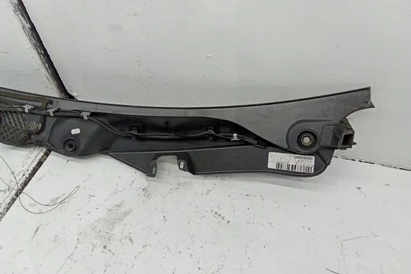 Limpiaparabris delantero MERCEDES-BENZ E (W212) A2128301313 image 4