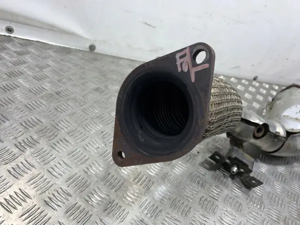 Mitsubishi Outlander IV Katalysator OEM FBZ28296 image 4