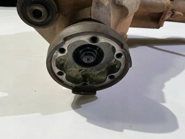 OEM CL3W3K147DA Framdifferential 4.10 Ford F150 Raptor image 8