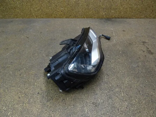 AUDI A3 8V Faro Delantero Derecho 8V0941004A AJ image 10