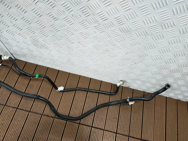Hiilisuodatin ja letkut OEM 31420-P4200 Kia Sorentolle image 4