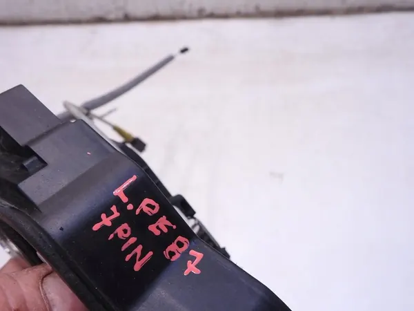 Serrure de Porte Avant Gauche 7 Broches BMW 1 E87 OEM 7167077 image 2