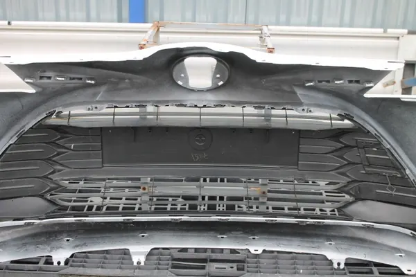 Paraurti anteriore Toyota Yaris III Lift 17-19 52119-0DA40 image 7