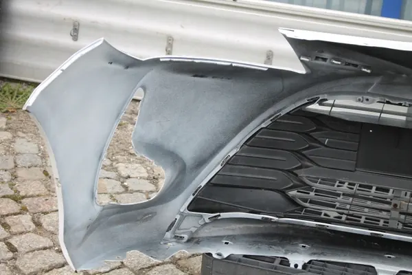 Paraurti anteriore Toyota Yaris III Lift 17-19 52119-0DA40 image 8