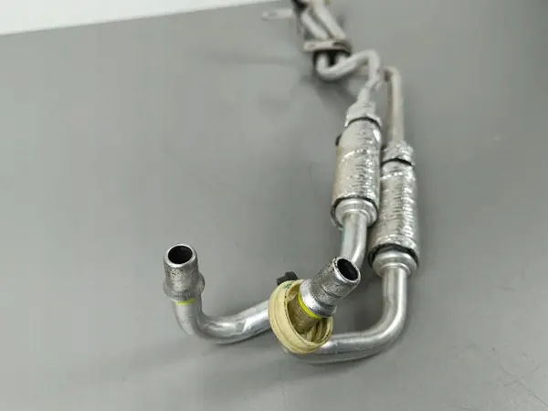 Conduit de refroidissement d'huile Jeep OE FOB33190 image 4