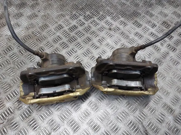 OEM TARCZE fram bromsskivor + klossar + bromsok image 8