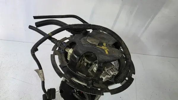 Brandstofpomp OEM 13583977 voor Opel Ampera/Chevrolet Volt image 4