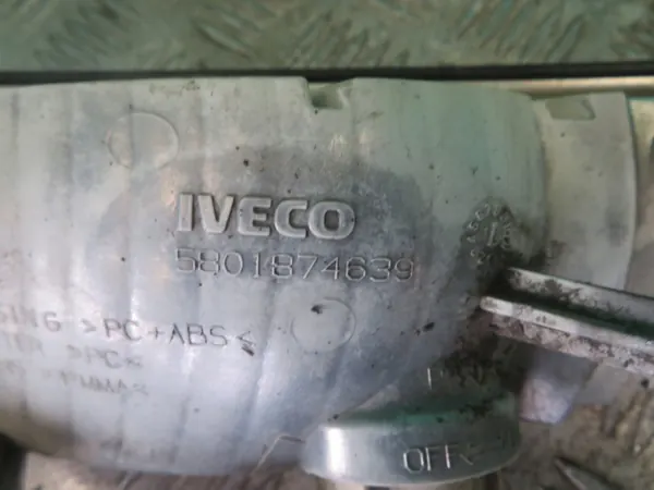 Pisca Direito Dianteiro OEM 5801874639 para Iveco Daily image 4