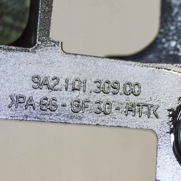 Oliescheider OEM 9A210130900 Porsche 911 (991) image 6