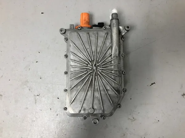 Chauffe-eau instantané OEM 64125A69D70 pour BMW i4 G26 image 5