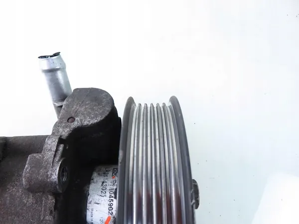 Bomba de direção assistida BMW X1 (E84) sDrive 20d - N47 D20 C image 7