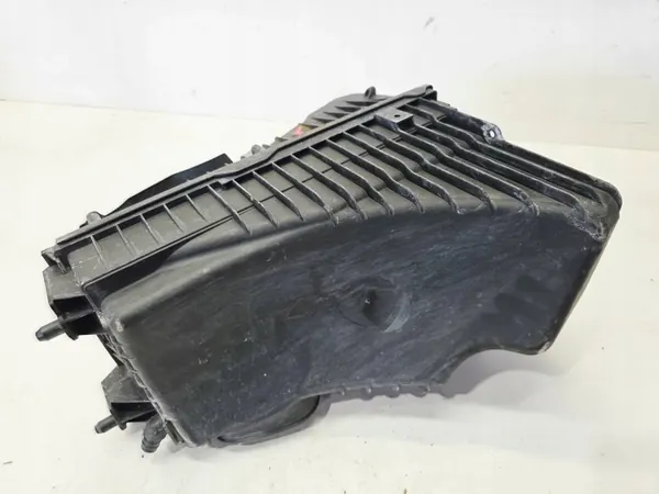 Luftfilterhus OEM 7L8129601F för Audi Q7 4.2 TDI image 9