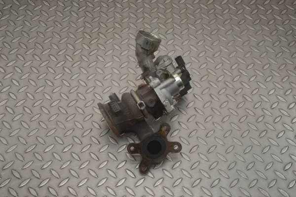 Turboaggregat VW POLO 1.2L 66kW 2014 04E145713B image 4