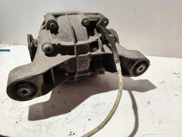 Taka-akselin alennusvaihde VW Touareg DRM 2.5L Bensa 2005 image 4