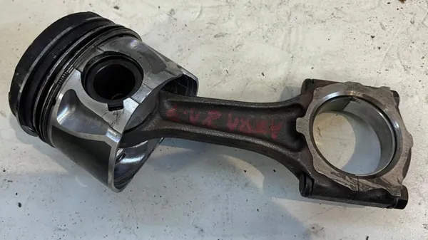 Kit Piston & Bielle OEM TŁOK KORBOWÓD Opel Astra J 1.7 CDTI image 2