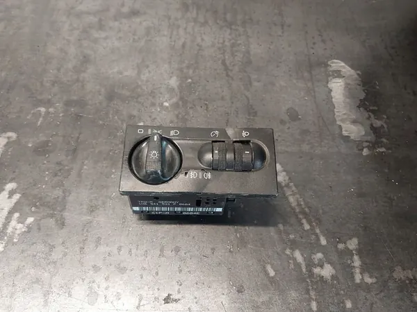 Interruptor de luz Volkswagen Golf III image 8