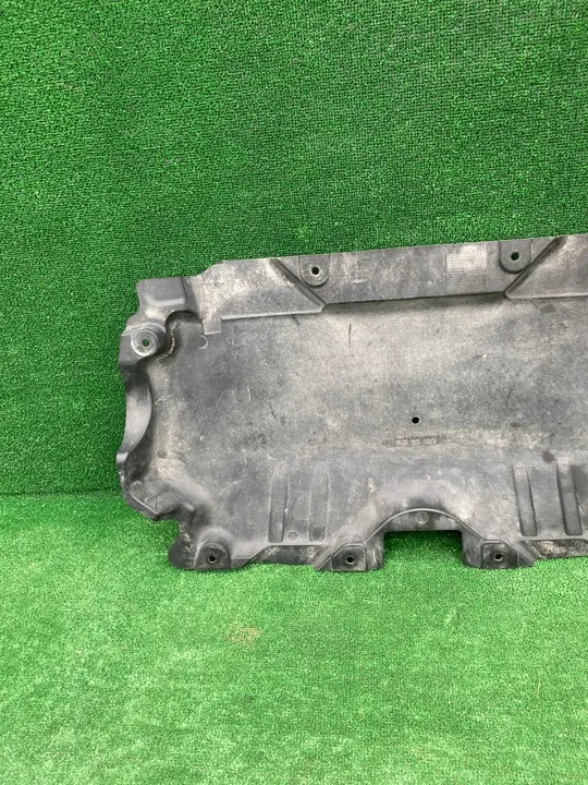 MERCEDES W205 C KLASSE MOTORSKYDD A2055240230 image 6