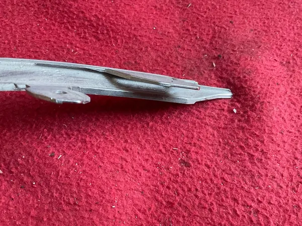 OPEL ASTRA J 09 Grill Chrome Trim 13264458 image 7