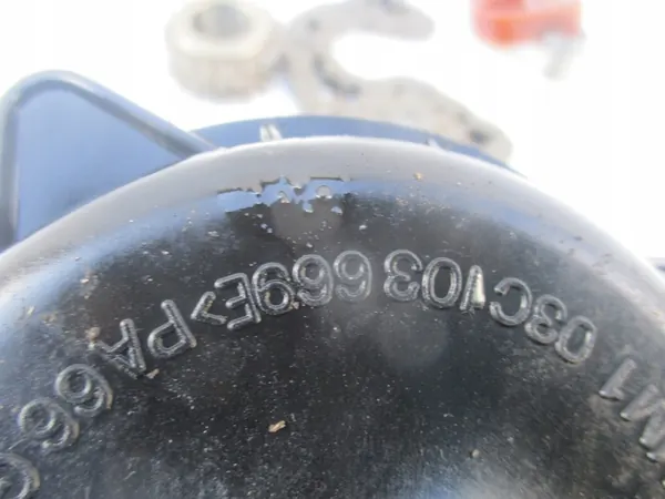 Distribuição Bomba Óleo VW Audi Skoda 1.4 TSI TFSI image 2