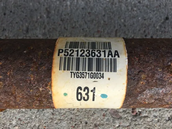 Drivaxel Jeep Grand Cherokee 3.6 4x4 10-13 OEM 52123631AA image 4