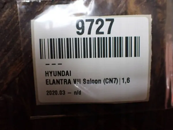 Hyundai Elantra VII Pilaarbekleding OEM 85824AA000 Voor rechts image 5