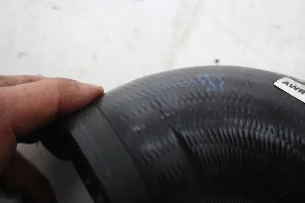 Manguera de aire del intercooler Opel Vectra C Signum 1.9 CDTI image 6