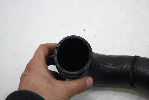 Manguera de aire del intercooler Opel Vectra C Signum 1.9 CDTI image 8