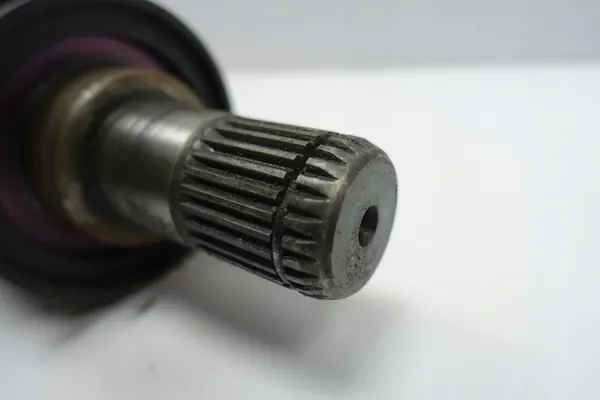 BMW F10 535 3.0 i Främre Vänster Halvaxel OEM image 3