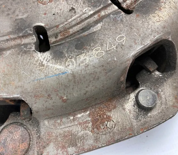 Kaksoismassaväkä, Kytkin - BMW F10 F11 - N47 - 2.0D image 7