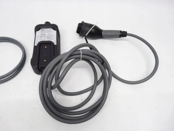 BMW Flexibele Snellader OEM 5A25DD6 230V image 4