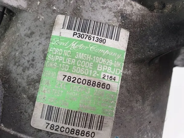 Volvo A/C Kompressori P30761390 image 2