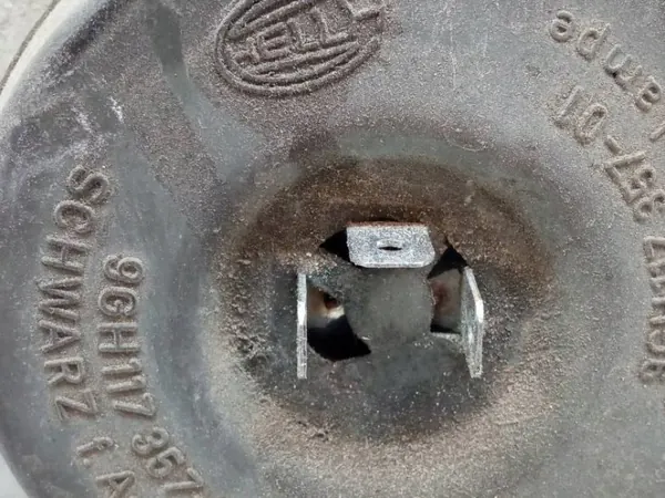 OEM 701941010 Framlyktessats för VW Transporter IV image 8