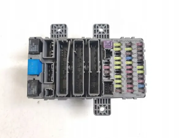 Honda Civic VIII säkringslåda OEM SMGG230 image 2