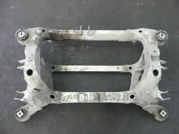 Tesla Hinterachsträger OEM 1009826-00-A für Model S 12-16 image 2