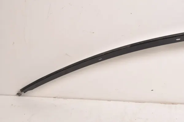 Barre de toit gauche Maserati Ghibli III OEM 670150645 image 9