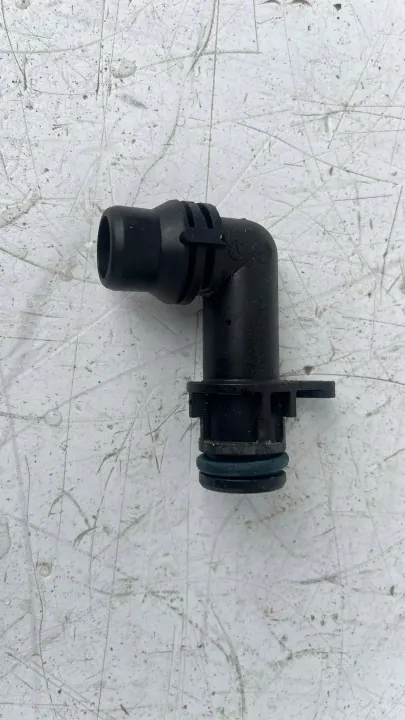 Mercedes vattenslang OEM 2517805401 - Begagnad image 2