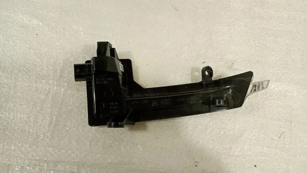Pisca espelho direito Mazda OE B63B69192 image 3