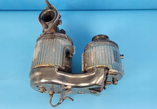 Gebruikte Hyundai OEM F02U000 DPF-katalysator image 8