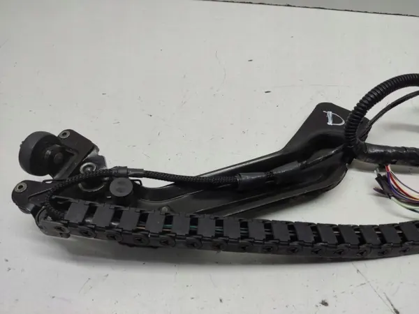 Cable de puerta corredera Chrysler OEM 29CD04M - Usado image 8