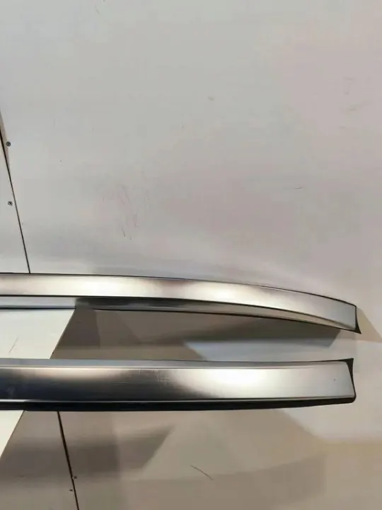 Toyota 634710E050 Hintere linke Griffstange - Gebraucht image 6