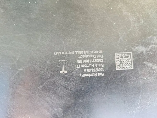 Tesla Model 3 LIFT Model Y Kylare + Fläkt + Aktiv Inlopp Set OEM image 6