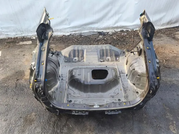 Panel lateral trasero KIA NIRO II - Pieza OEM izquierda/derecha image 2