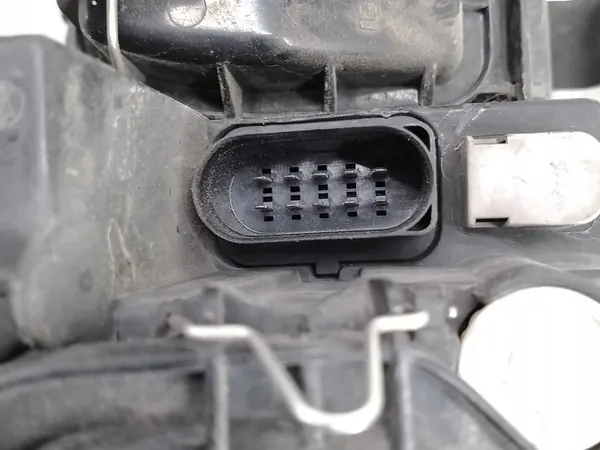 Faros de Xenón Derecho Audi A4 B6 image 6