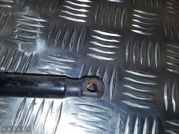 Supports de hayon arrière Opel Astra J image 3